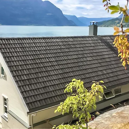 4 Bedroom Awesome In