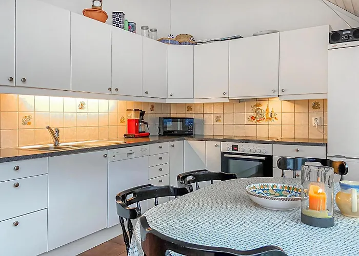4 Bedroom Awesome In Nyaraló Luster